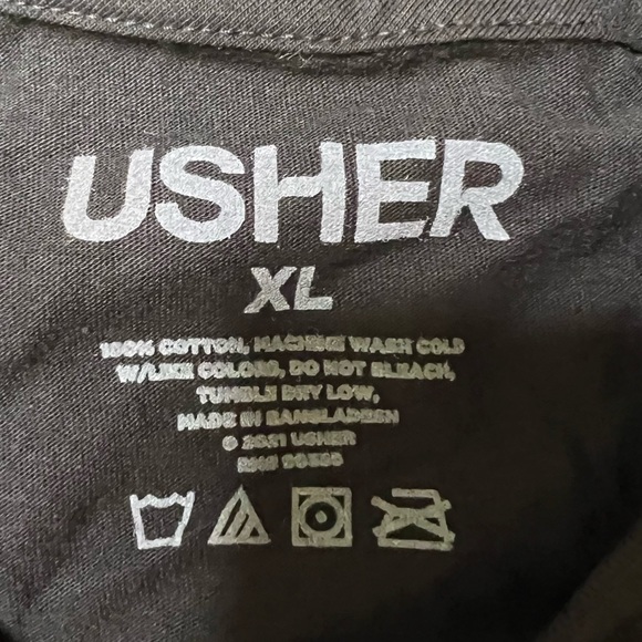 NWOT Usher Ushh Live The Colosseum Vegas Graphic T-Shirt in Black Unisex XL - Picture 7 of 7